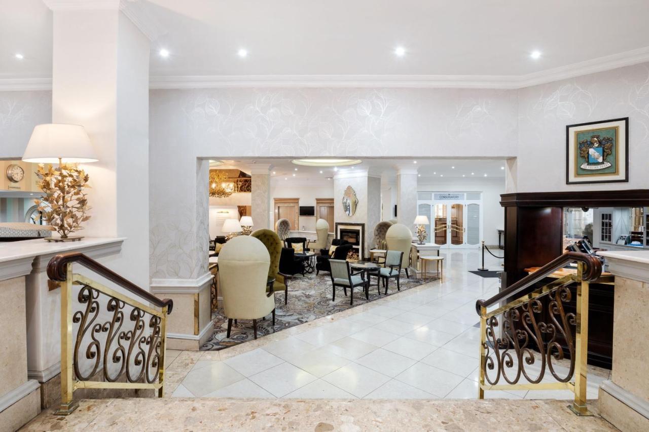 Protea Hotel By Marriott Johannesburg Balalaika Sandton Eksteriør bilde