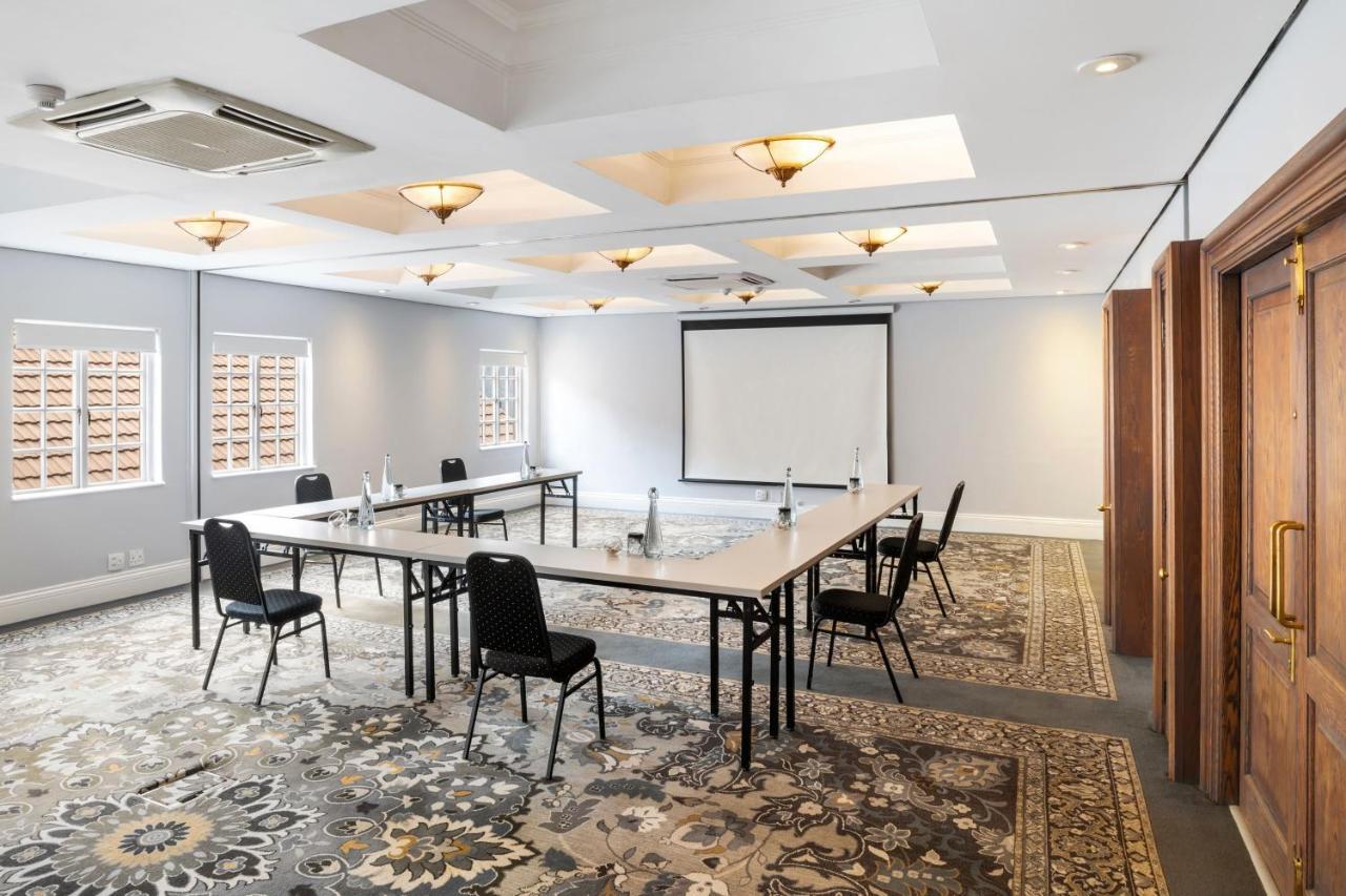 Protea Hotel By Marriott Johannesburg Balalaika Sandton Eksteriør bilde